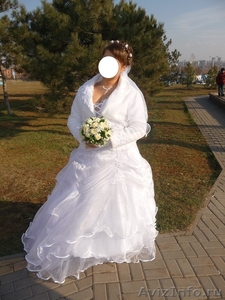 Свадебное платье и шубка (белые) - Изображение #1, Объявление #481604